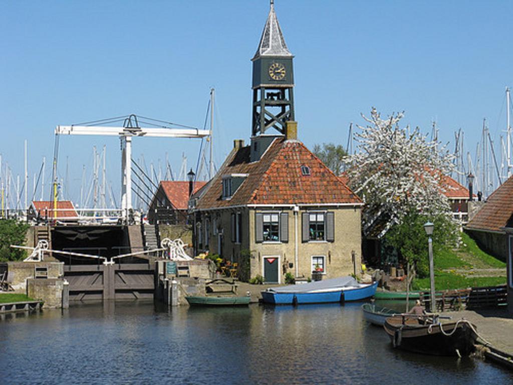 Hotel De Stadsboerderij/ Eetcafe De Brabander Hindeloopen Exterior photo